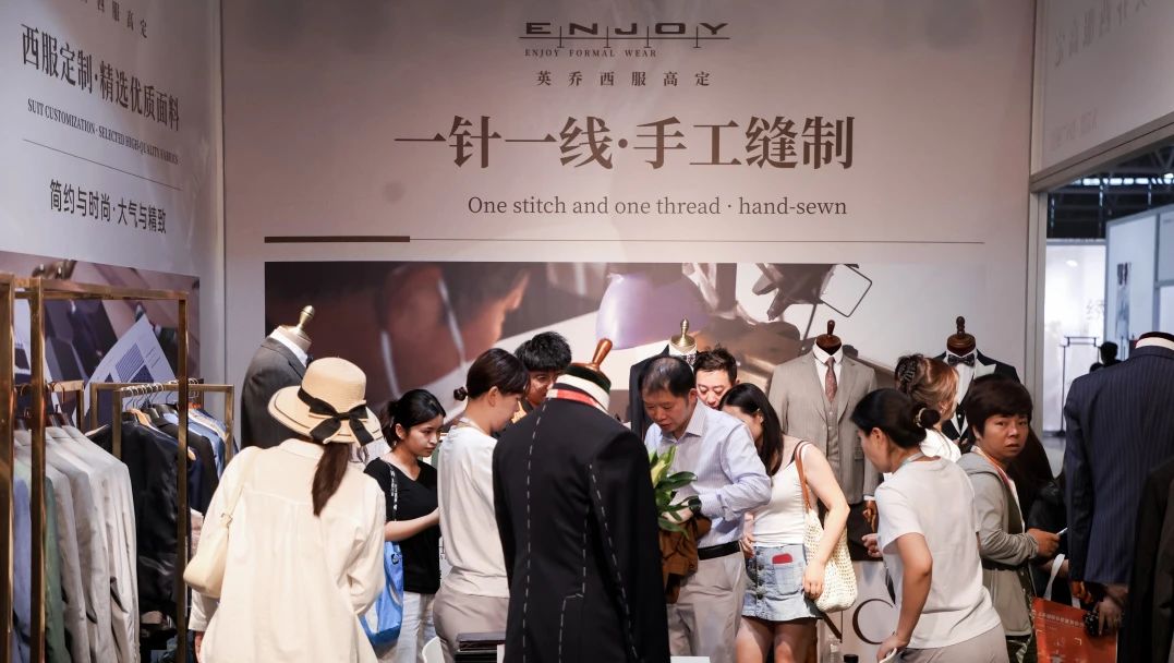 微访谈 | 西服高定走进参展企业ENJOY英乔
